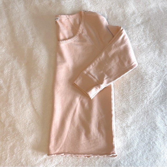 Aritzia Top! - Picture 2 of 9